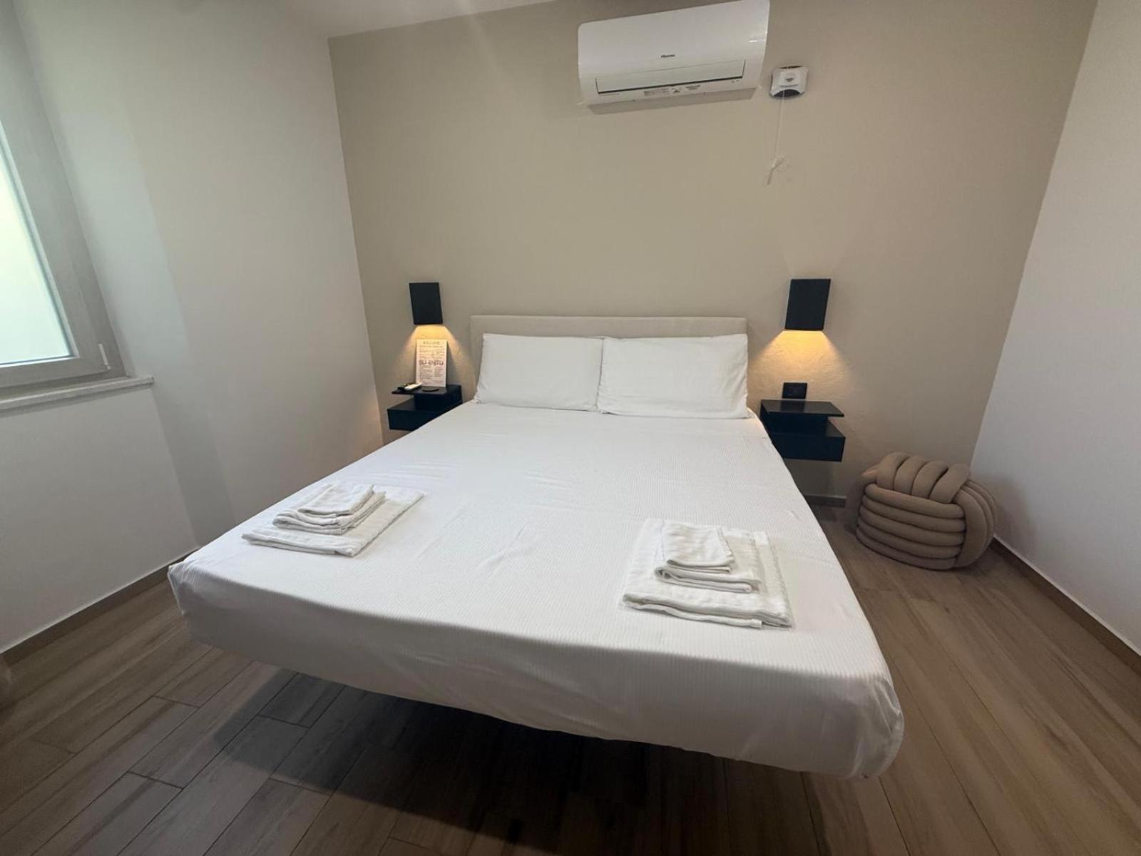 Su Entu Guest House Cala Gonone Ngoại thất bức ảnh